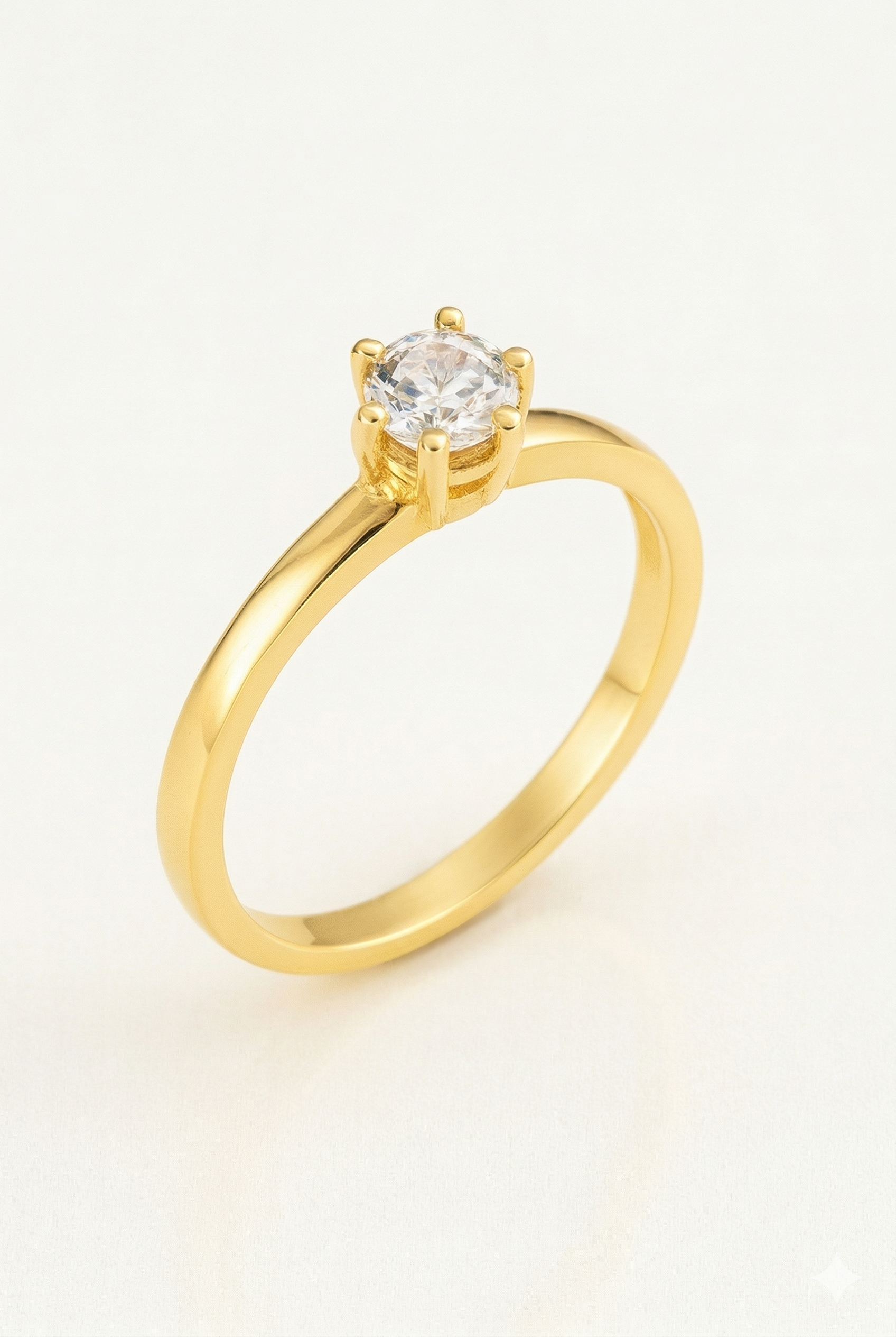 017 - Anel Solitário de Ouro Amarelo 18k/750